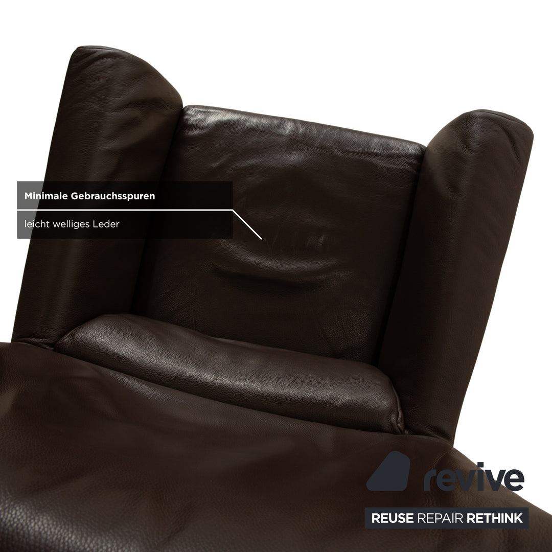 Fauteuil en cuir Rolf Benz 322 avec repose-pieds marron châtaignier