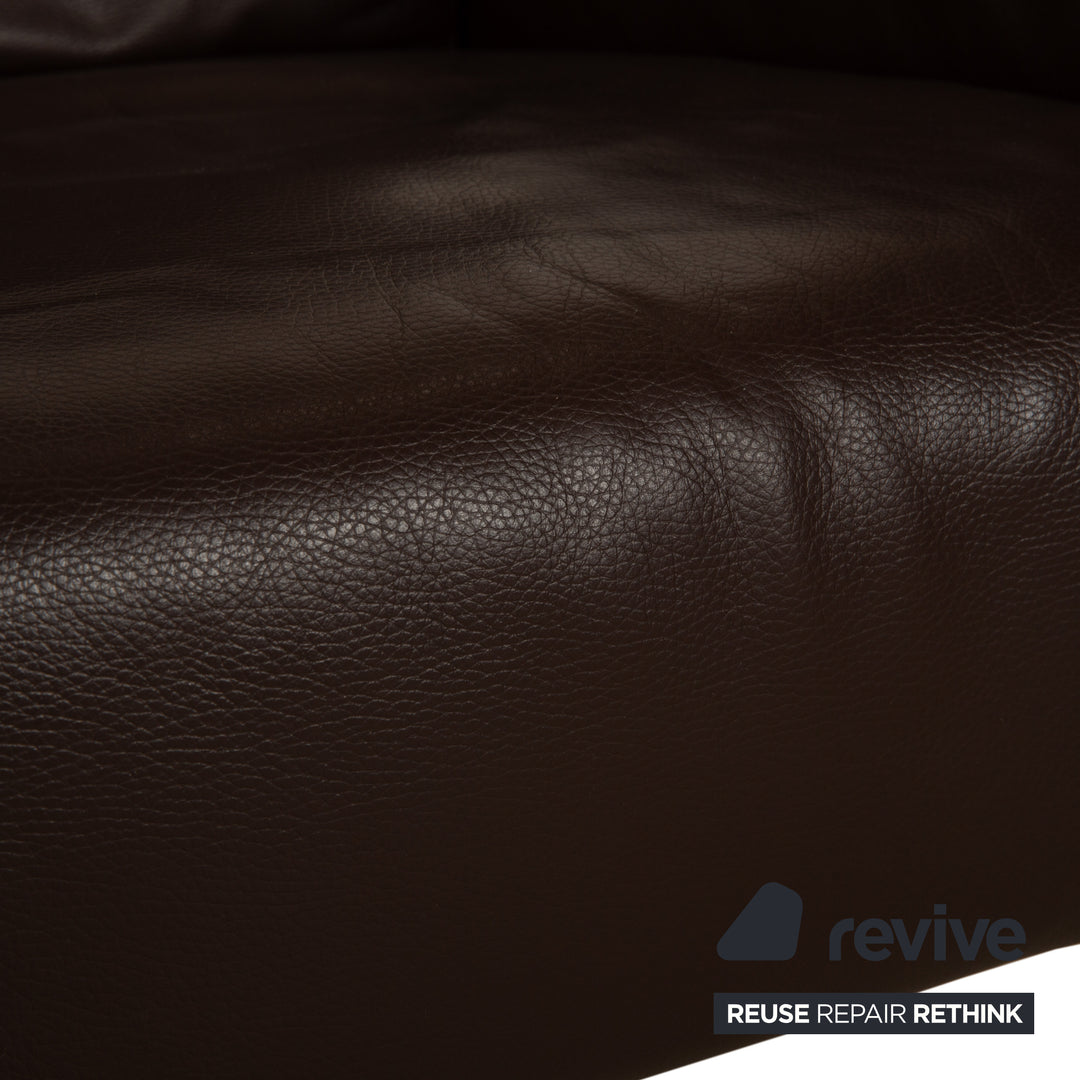 Fauteuil en cuir Rolf Benz 322 avec repose-pieds marron châtaignier