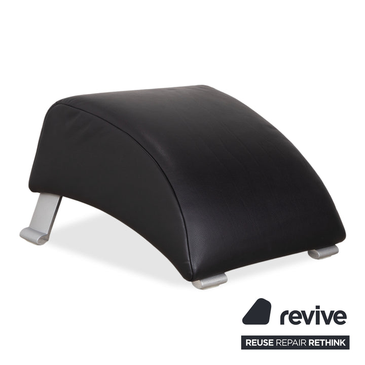 Fauteuil Rolf Benz 322 en cuir noir avec repose-pieds