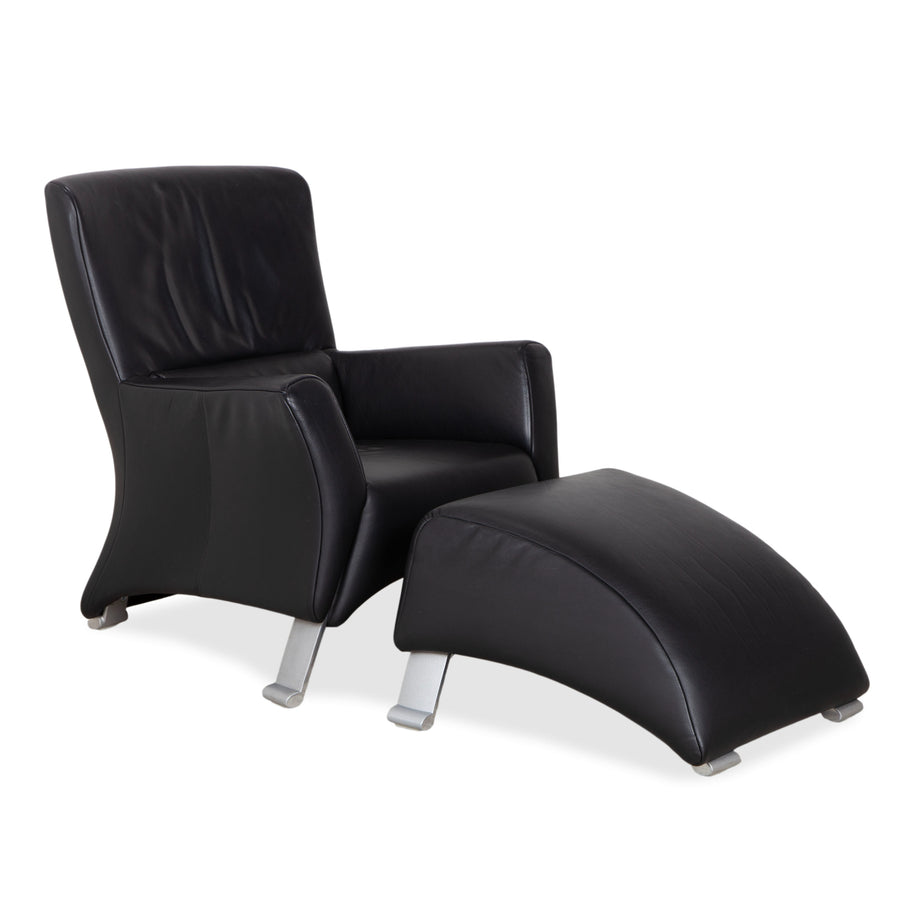 Fauteuil Rolf Benz 322 en cuir noir avec repose-pieds