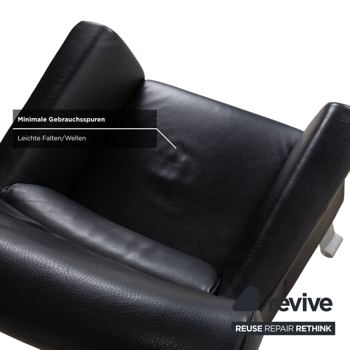Fauteuil Rolf Benz 322 en cuir noir avec repose-pieds
