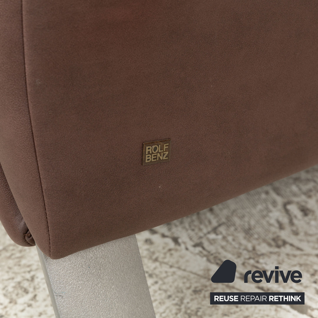 Fauteuil Rolf Benz 322 avec tabouret en cuir végétalien marron
