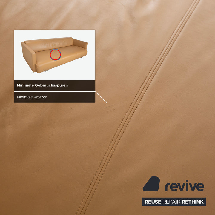 Canapé trois places en cuir Rolf Benz 6300, coloris marron, beige, sable et camel.