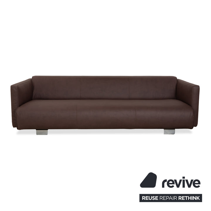 Canapé quatre places Rolf Benz 6300 avec pouf, revêtement en cuir végan marron, canapé retapissé