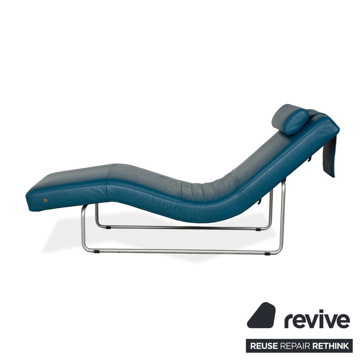 Chaise longue Rolf Benz 680 en cuir bleu pétrole à commande manuelle