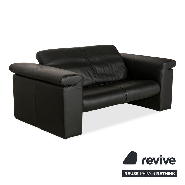 Canapé deux places en cuir noir Rolf Benz 6800 à commande manuelle