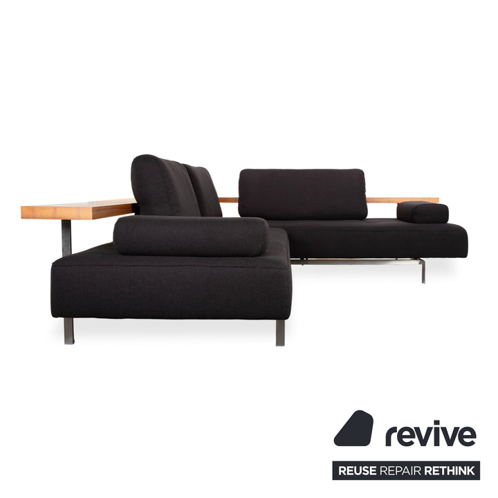 Rolf Benz Dono 6100 sofá esquinero de tela negro, madera marrón, función manual, retapizado VIVO 663