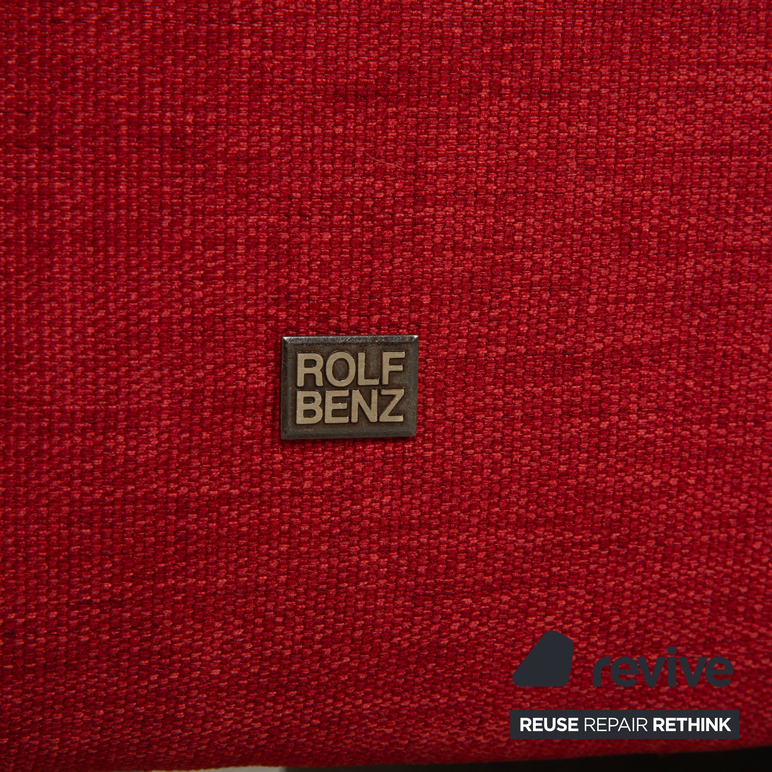 Canapé trois places en tissu rouge Rolf Benz Grata