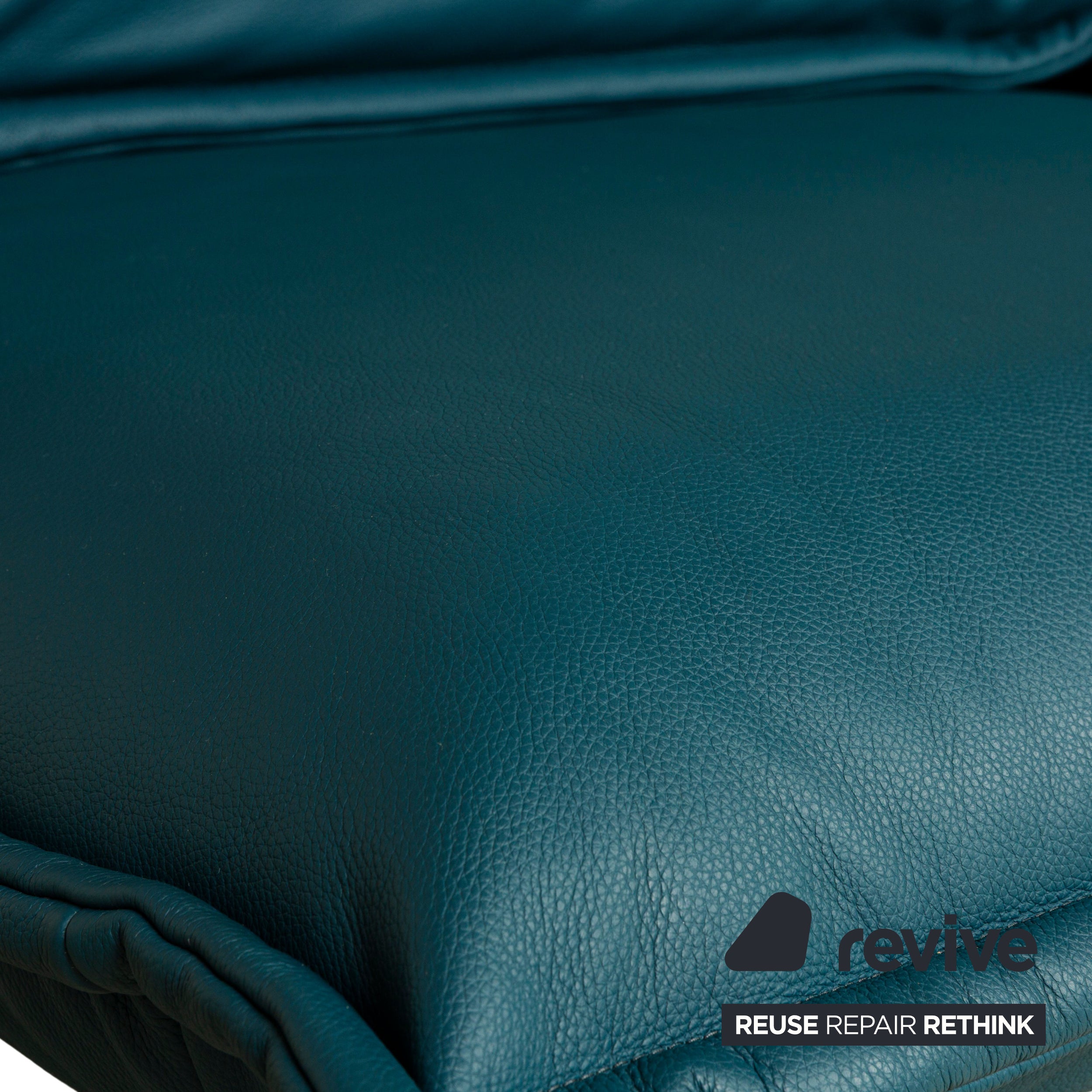 Canapé deux places en cuir bleu essence Rolf Benz Nova 340 à commande manuelle