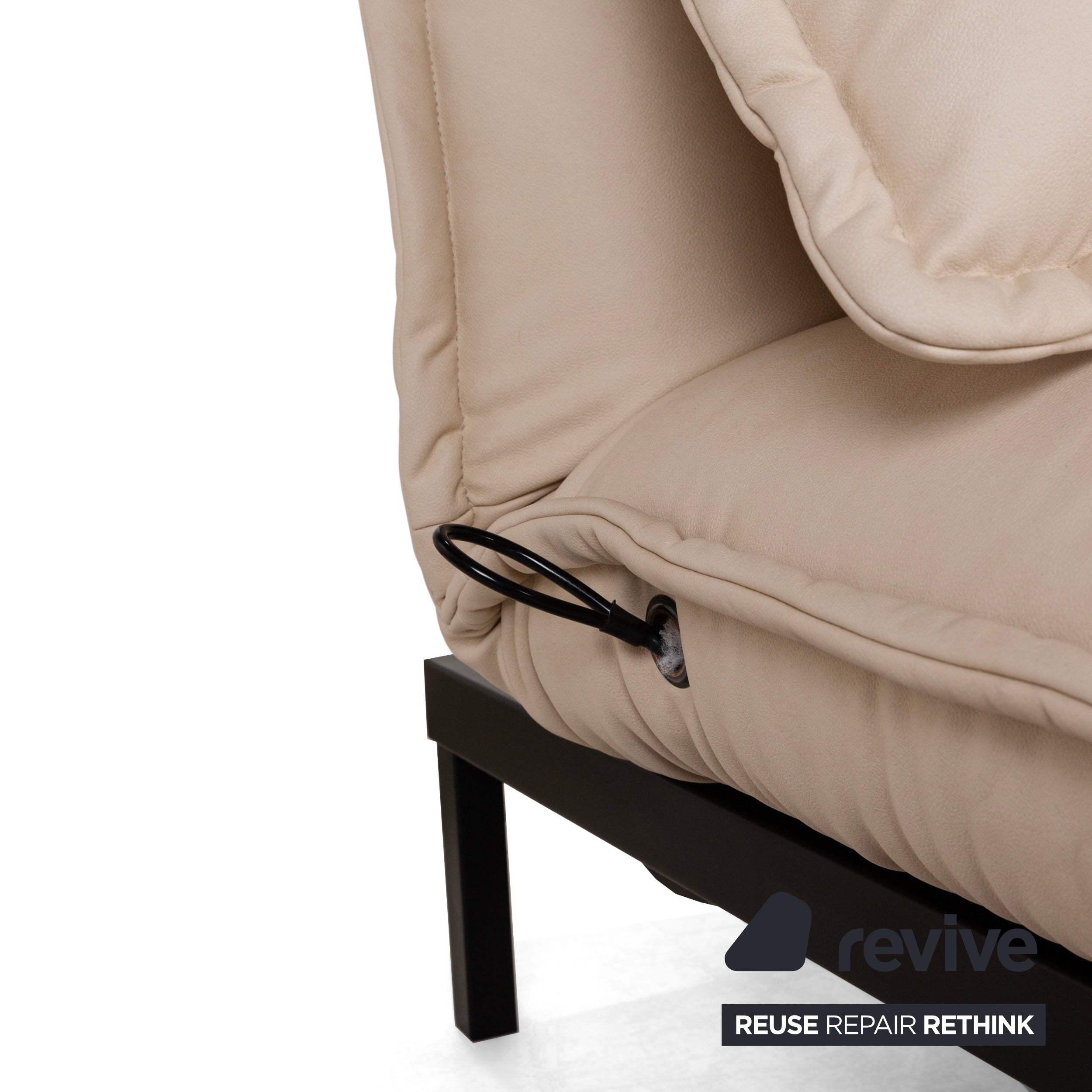 Canapé 2 places en cuir vegan Rolf Benz Nova 340 crème avec nouvelle housse