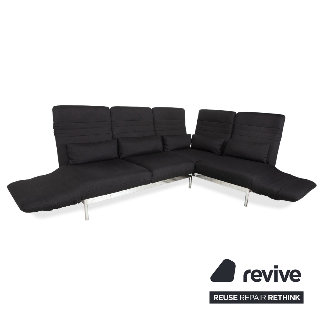 Canapé d'angle Rolf Benz Plura en tissu noir, à réglage manuel, finition chromée
