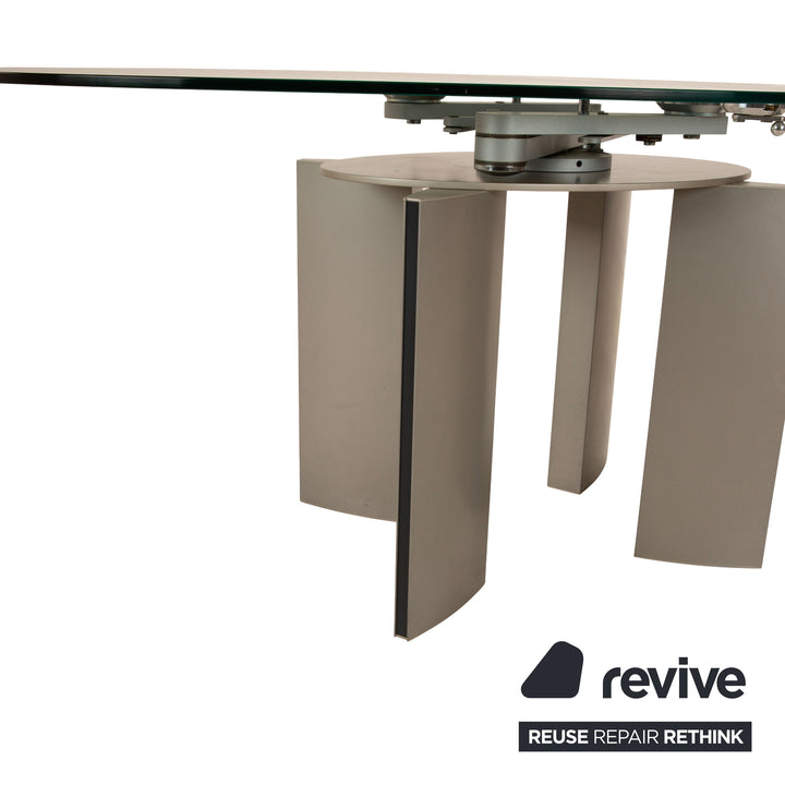 Table à manger en verre Ronald Schmitt K / G 750 / E fonction extensible argentée