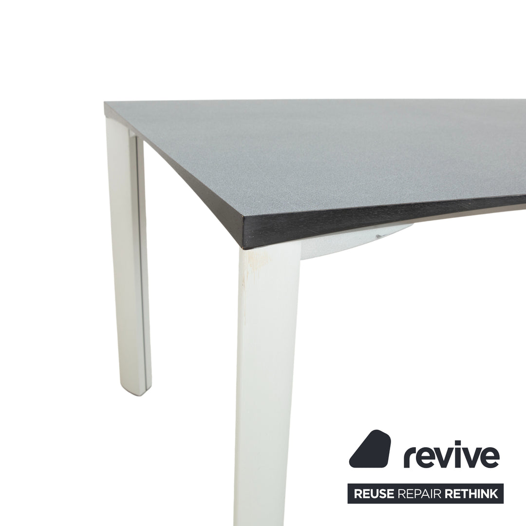 Table de salle à manger Rosenthal, gris foncé, pieds argentés, 180 x 90 cm