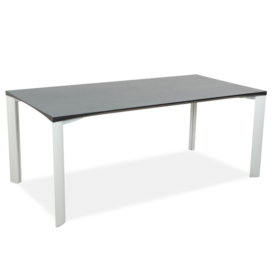 Table de salle à manger Rosenthal, gris foncé, pieds argentés, 180 x 90 cm