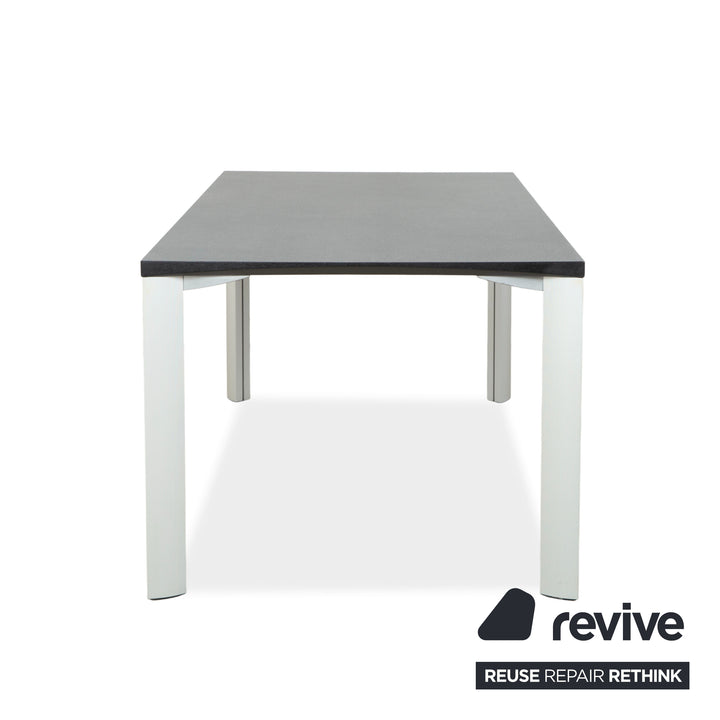 Table de salle à manger Rosenthal, gris foncé, pieds argentés, 180 x 90 cm