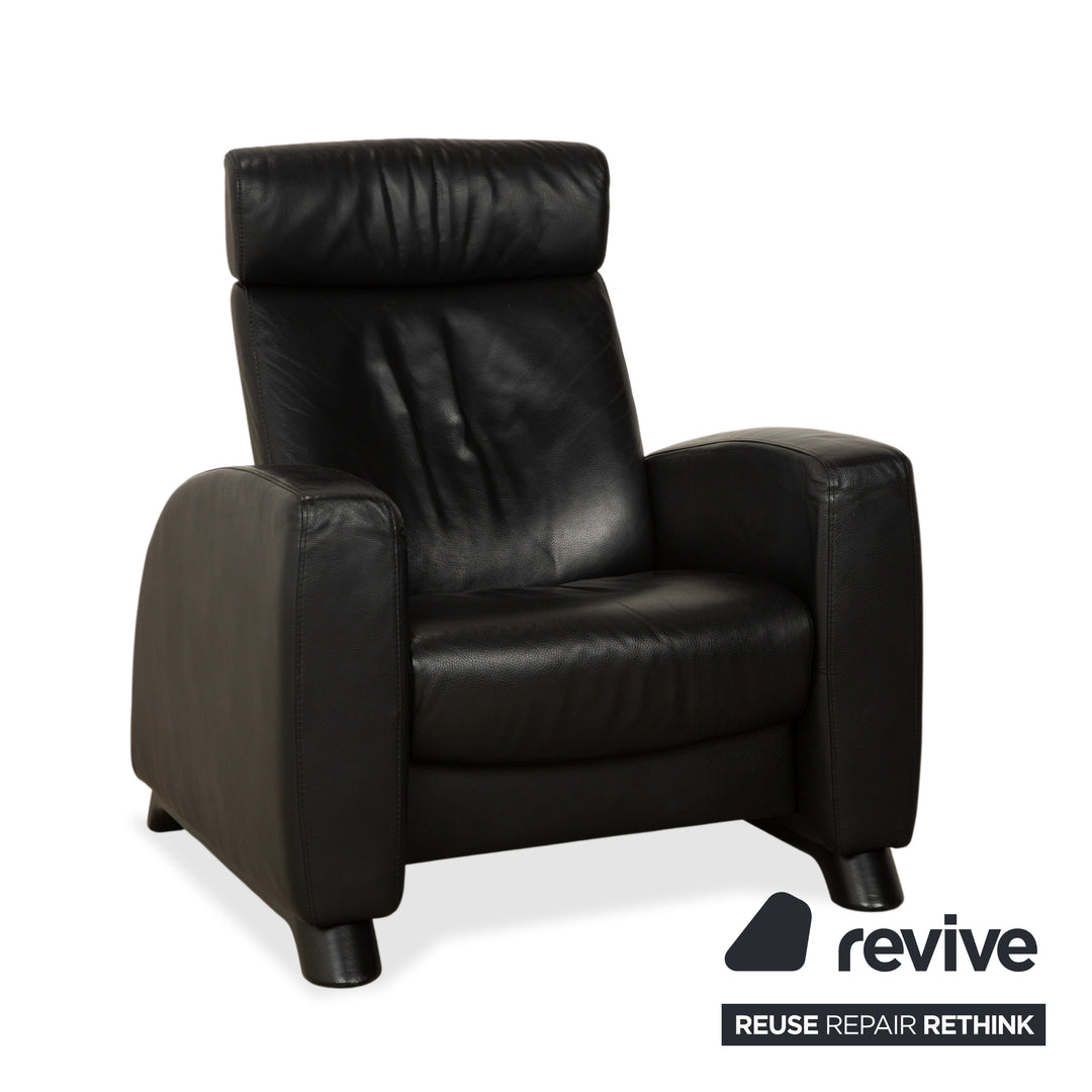 Fauteuil et repose-pieds en cuir noir Stressless Arion (x2) à commande manuelle