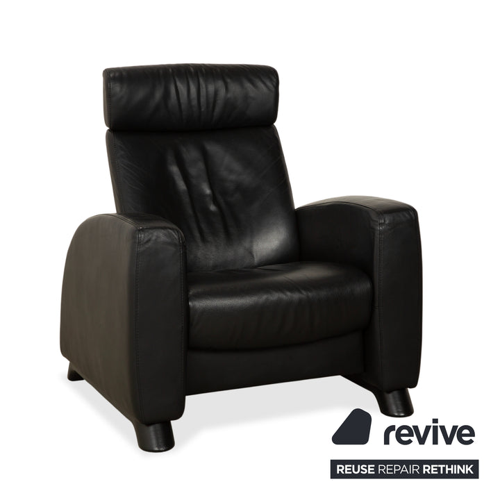 Fauteuil et repose-pieds en cuir noir Stressless Arion (x2) à commande manuelle