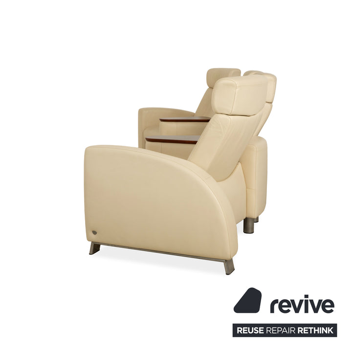 Stressless Arion Leder Garnitur Viersitzer + Hocker Ottoman Creme manuelle Funktion Staufach RollenSofa Couch