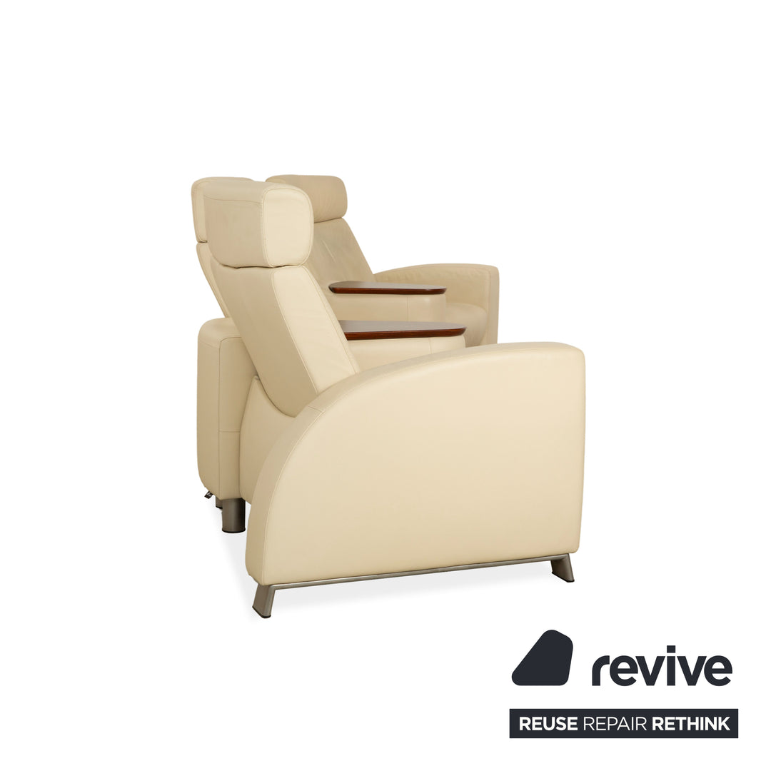 Stressless Arion Leder Garnitur Viersitzer + Hocker Ottoman Creme manuelle Funktion Staufach RollenSofa Couch