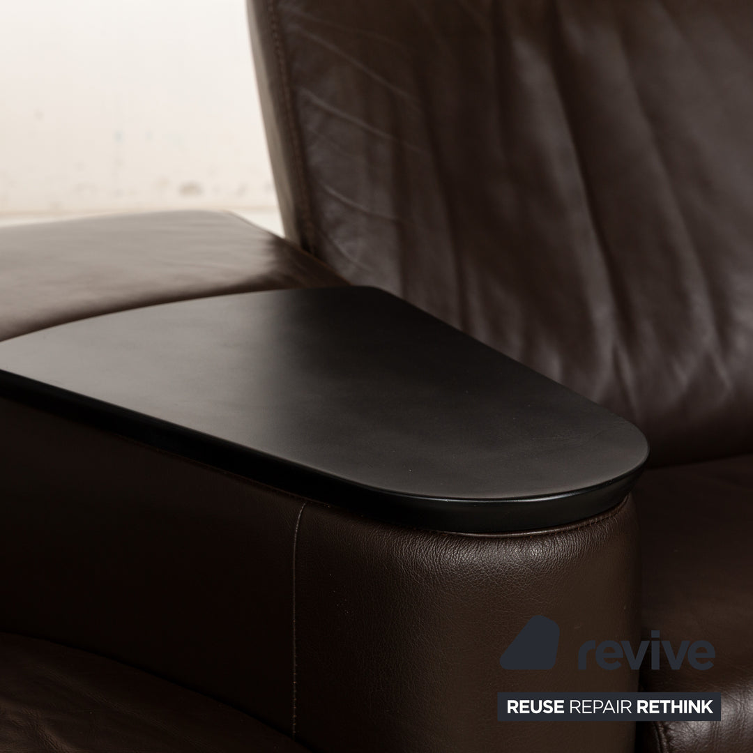 Canapé quatre places Stressless Arion en cuir marron foncé à fonction manuelle