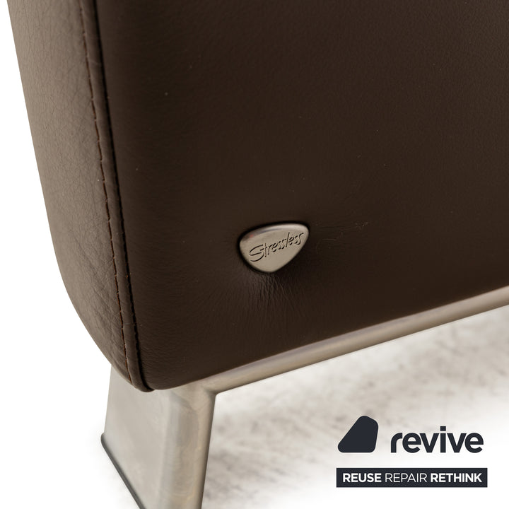 Canapé quatre places Stressless Arion en cuir marron foncé à fonction manuelle