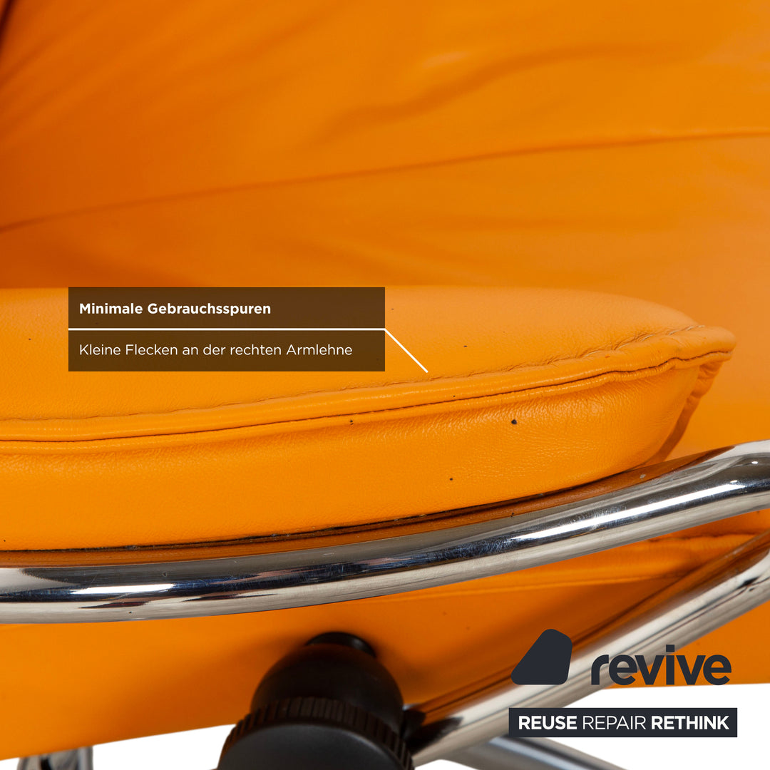 Stressless City Leder Sessel Orange Gelb inkl. Hocker manuelle Funktion