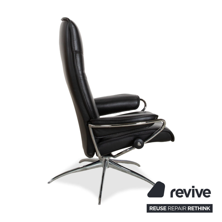 Fauteuil Stressless City en cuir noir avec repose-pieds, fonction manuelle, piètement étoile