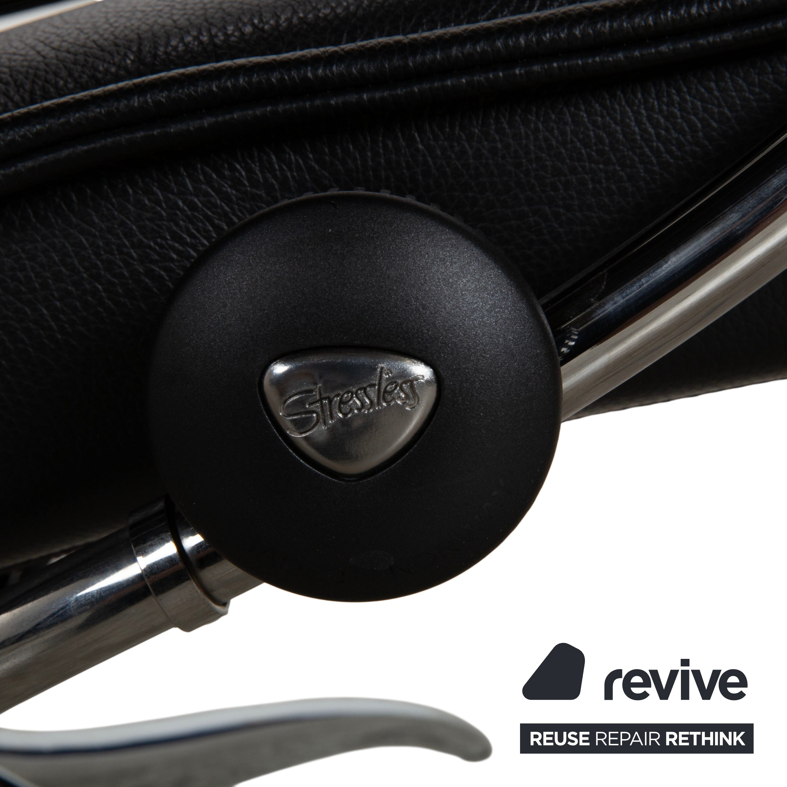 Fauteuil Stressless City en cuir noir avec repose-pieds, fonction manuelle, piètement étoile