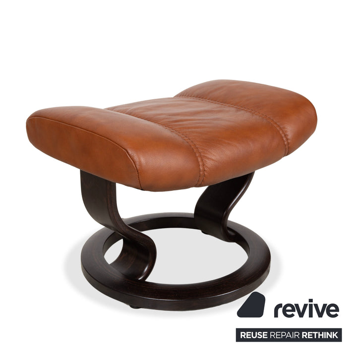 Fauteuil et repose-pieds Stressless Consul en cuir cognac, fonction relax
