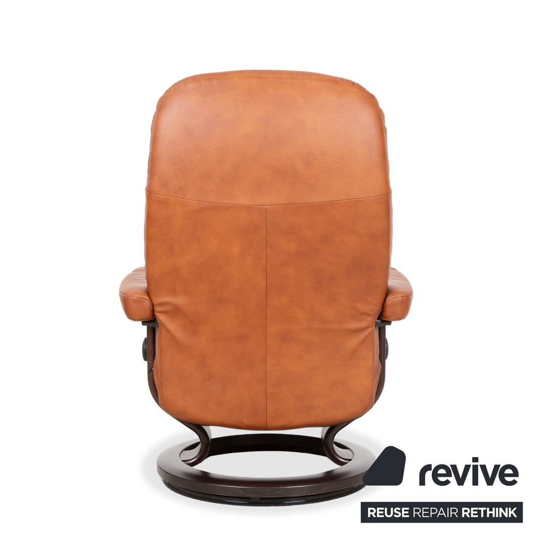 Fauteuil et repose-pieds Stressless Consul en cuir cognac, fonction relax