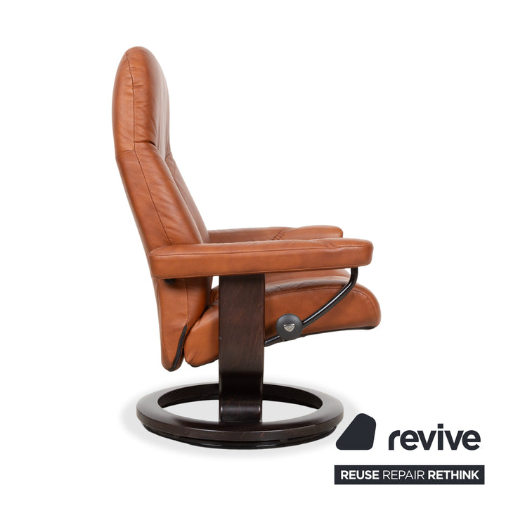 Fauteuil et repose-pieds Stressless Consul en cuir cognac, fonction relax