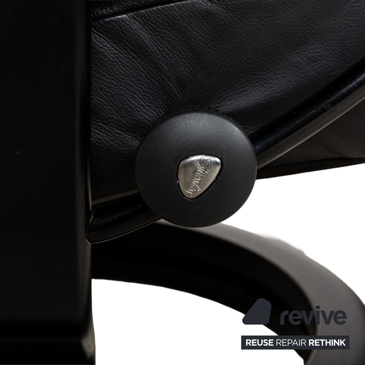 Stressless Consul Leather Armchair Black incl. Footstool manual function