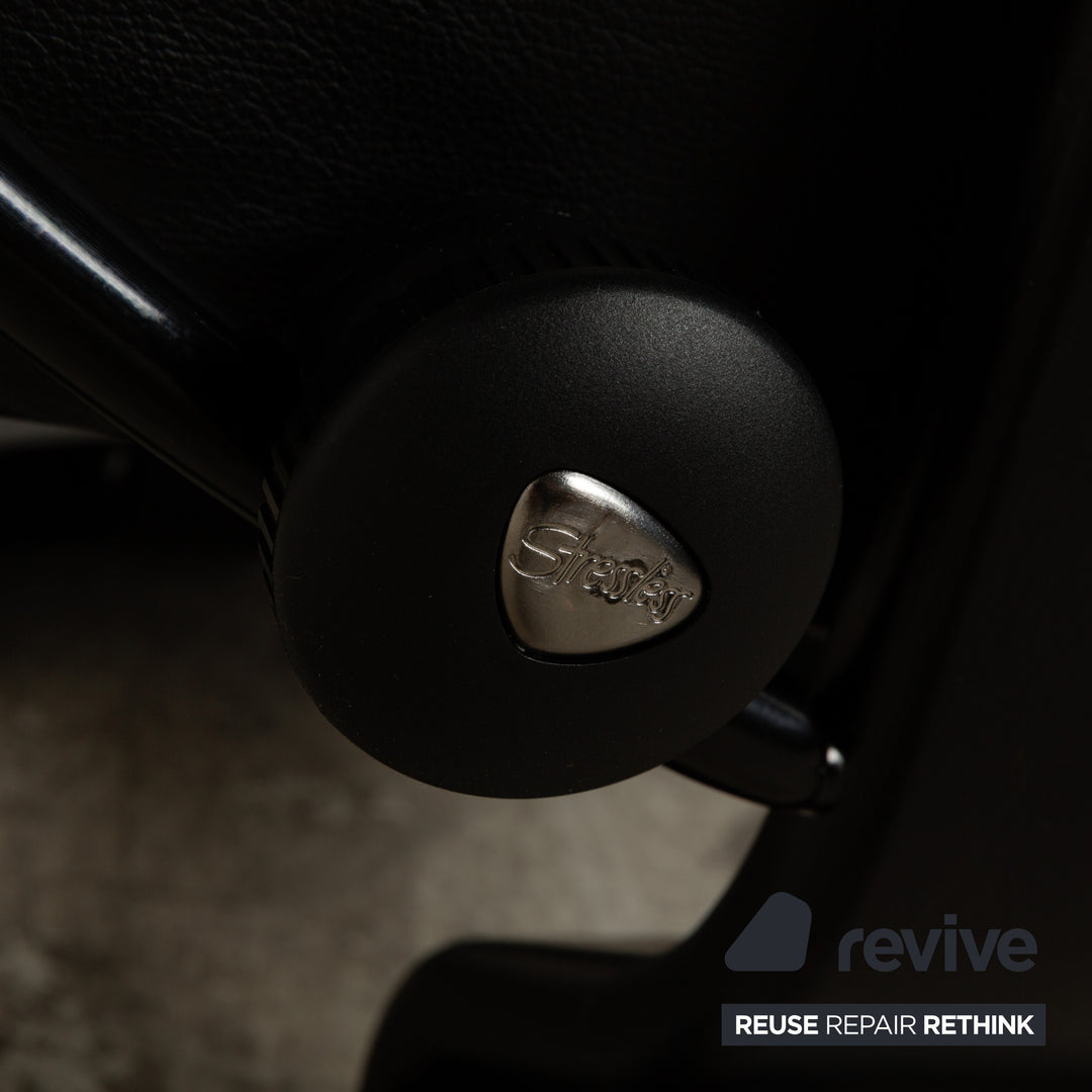 Fauteuil Stressless Consul en cuir noir, fonction manuelle, fonction inclinable