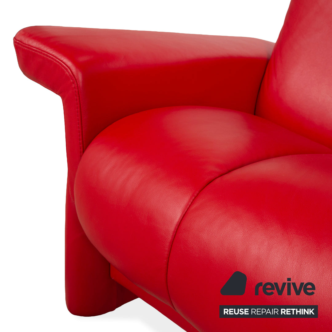 Canapé trois places en cuir rouge Stressless Legend à fonctions manuelles
