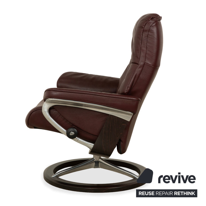 Stressless Mayfair Leder Sessel Lila Aubergine manuelle Funktion inkl. Hocker