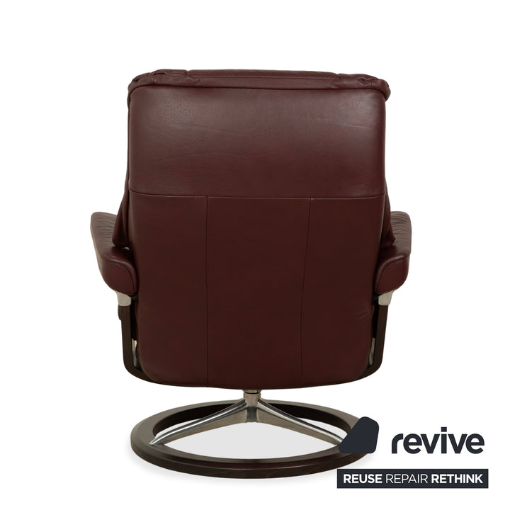 Stressless Mayfair Leder Sessel Lila Aubergine manuelle Funktion inkl. Hocker