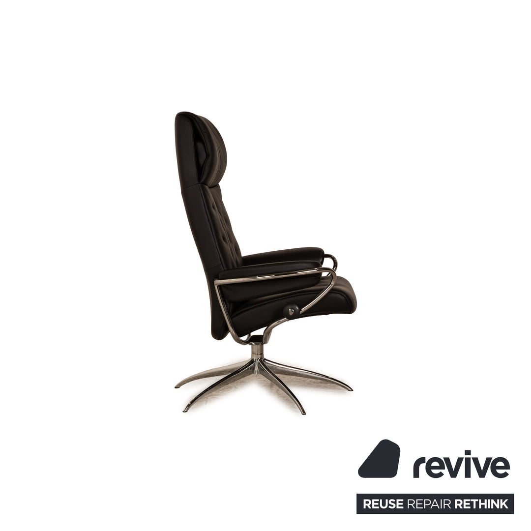Fauteuil en cuir à dossier haut Stressless Metro noir taille M avec tabouret