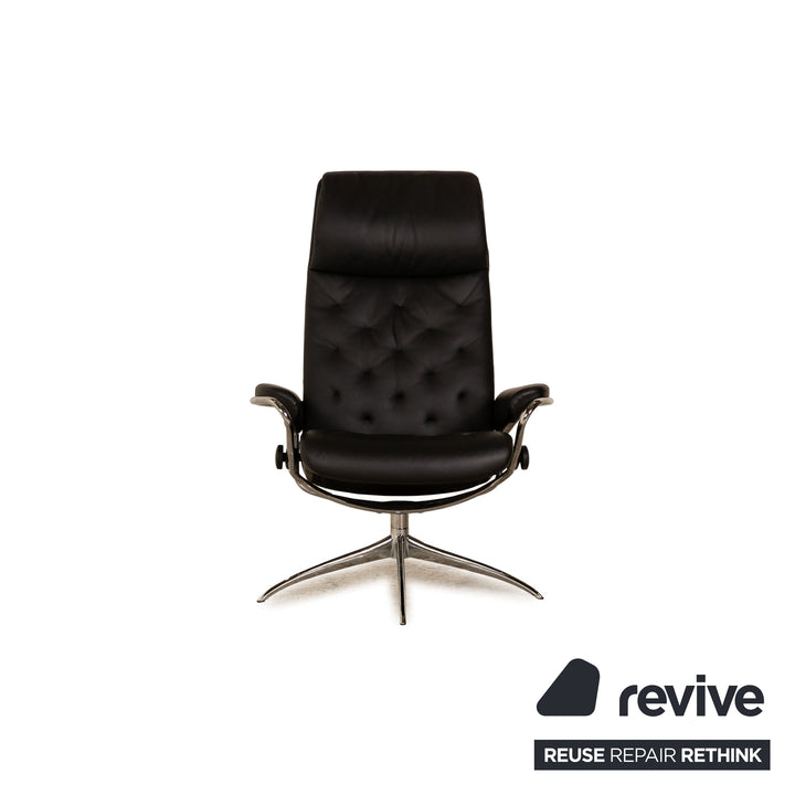 Fauteuil en cuir à dossier haut Stressless Metro noir taille M avec tabouret