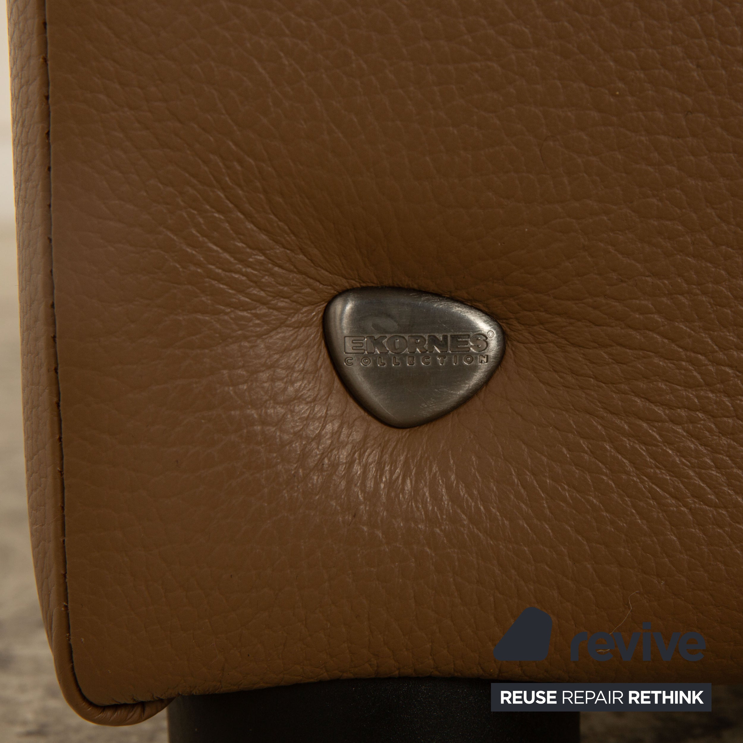 Canapé 3 places Stressless Oslo en cuir marron taupe