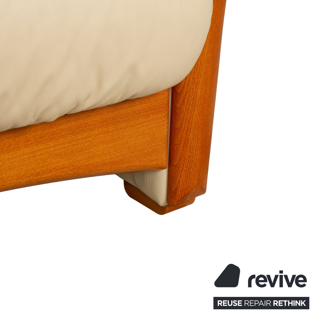 Canapé quatre places en cuir crème Oslo Stressless