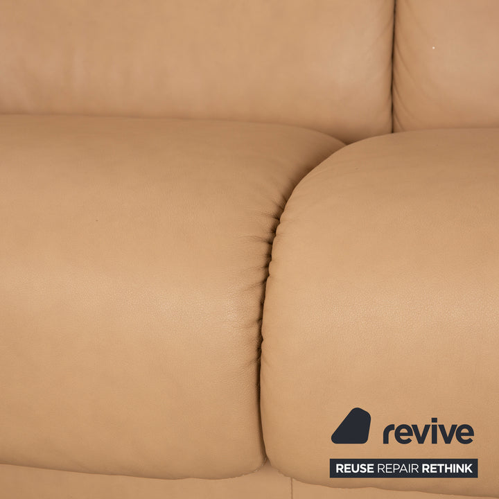 Canapé trois places en cuir beige Stressless Paradise