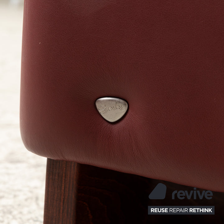 Canapé trois places Stressless Paradise en cuir rouge, fonction manuelle