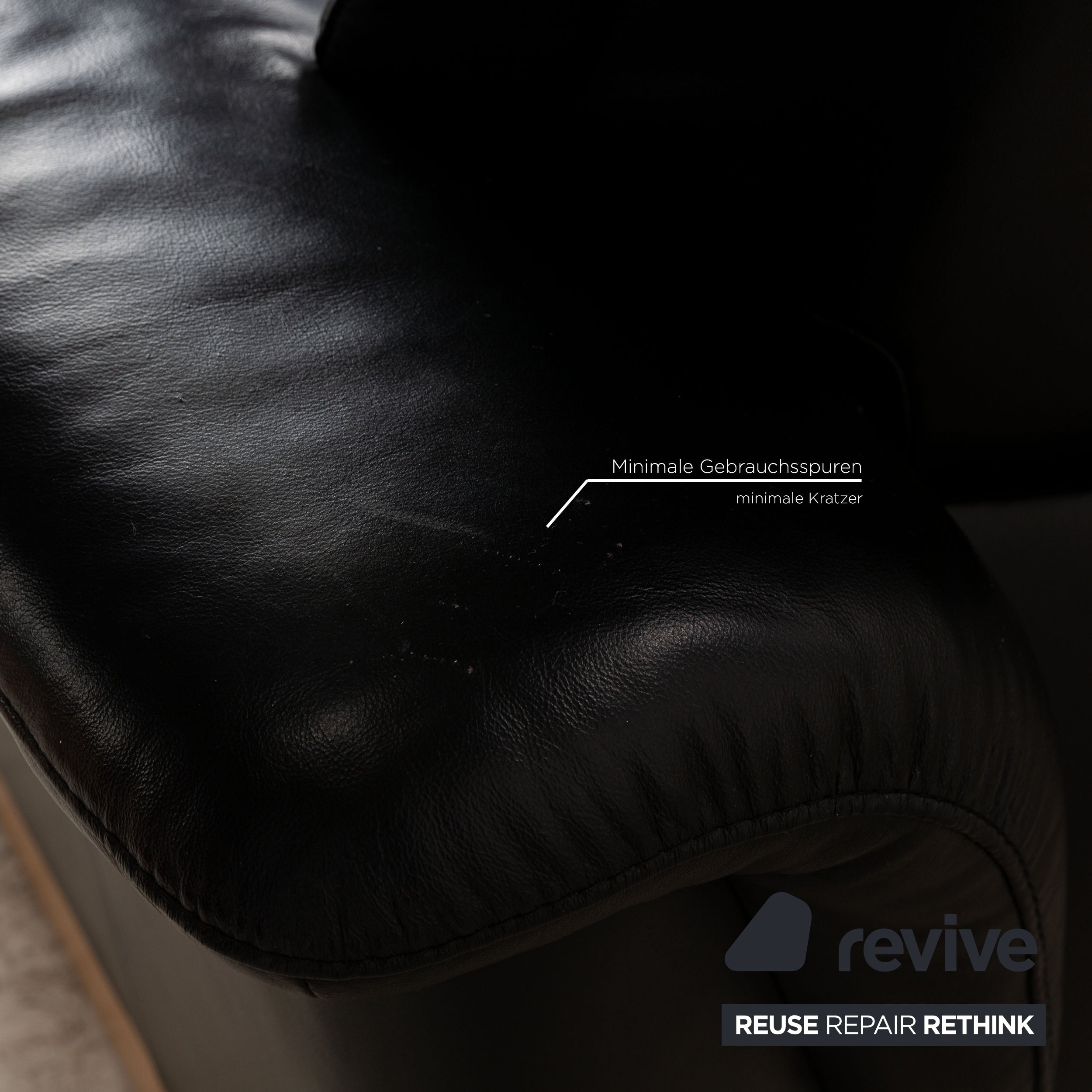 Canapé trois places en cuir noir Stressless Paradise