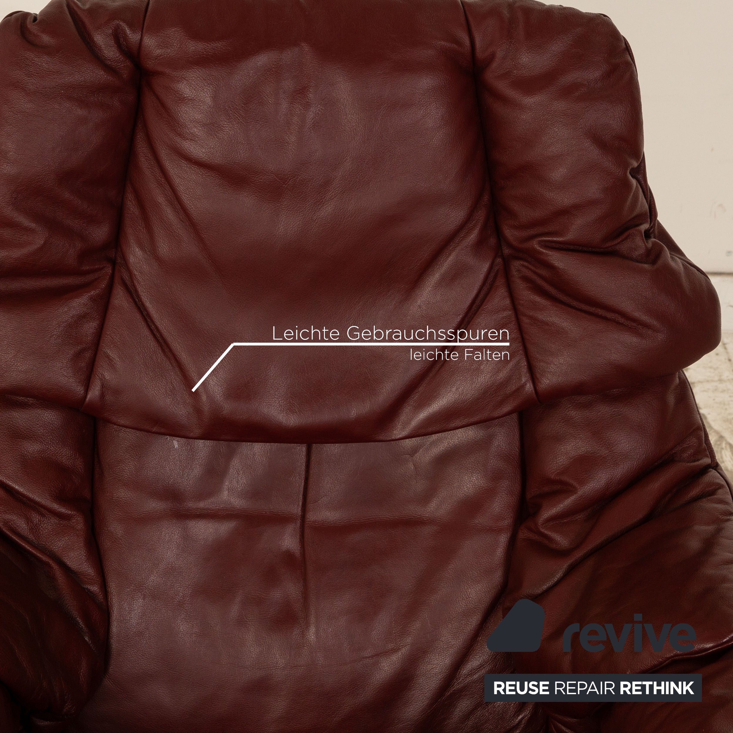 Fauteuil en cuir Stressless Reno rouge bordeaux avec tabouret taille M