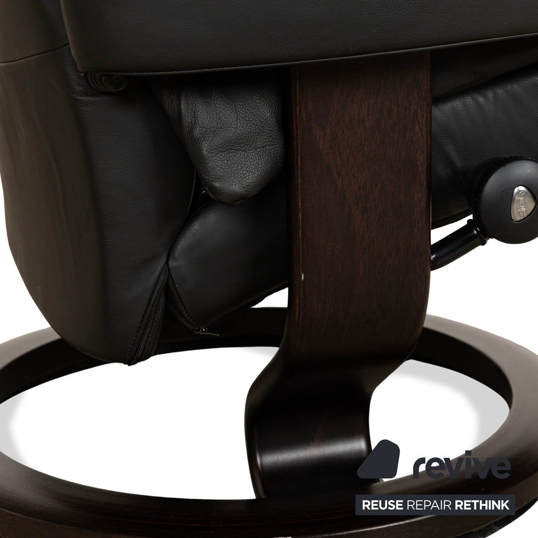 Stressless Reno Leather Armchair Black manual function including stool relaxation function