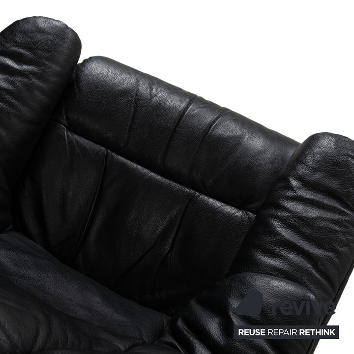 Fauteuil Stressless Reno, taille M, cuir noir, pieds et repose-pieds en hêtre, fonction manuelle