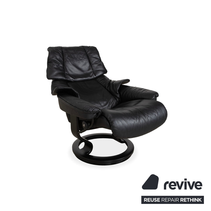 Fauteuil Stressless Reno, taille M, cuir noir, pieds et repose-pieds en hêtre, fonction manuelle
