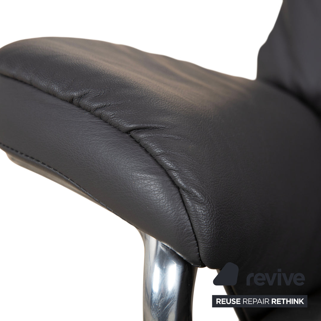 Stressless Sunrise Leder Sessel Grau Anthrazit manuelle Funktion Relax- und Wippfunktion inkl. Hocker