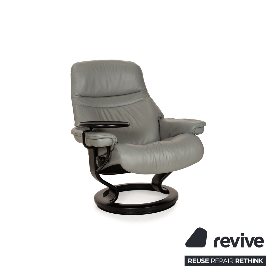 Stressless Sunrise Leather Armchair Grey incl. Stool