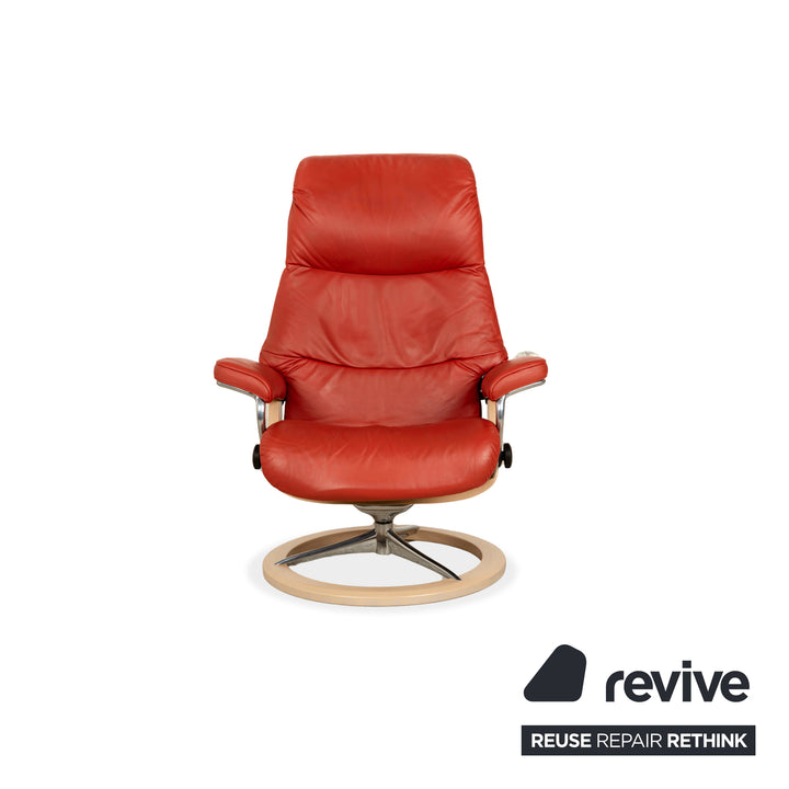 Fauteuil Stressless View en cuir rouge orange, fonction manuelle, y compris la fonction de relaxation du tabouret